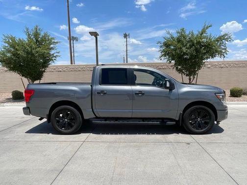 2024 Nissan Titan SV
