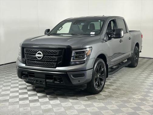 2024 Nissan Titan SV