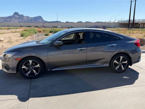 Modern Steel Metallic 2017 Honda Civic Touring