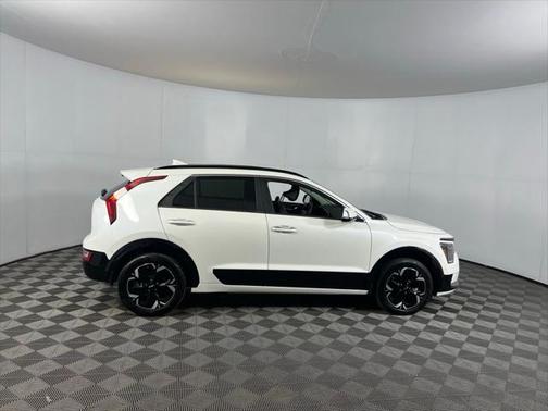 2024 Kia Niro EV Wave