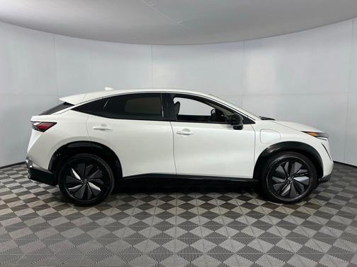 2024 Nissan ARIYA ENGAGE