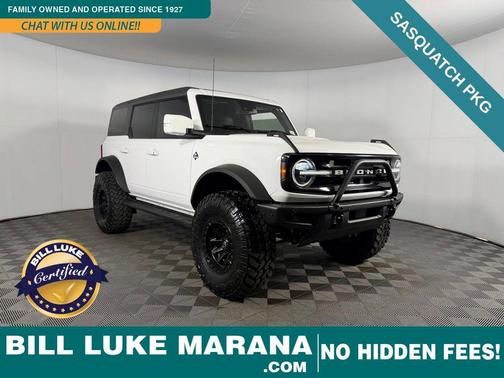 Oxford White 2023 Ford Bronco Outer Banks