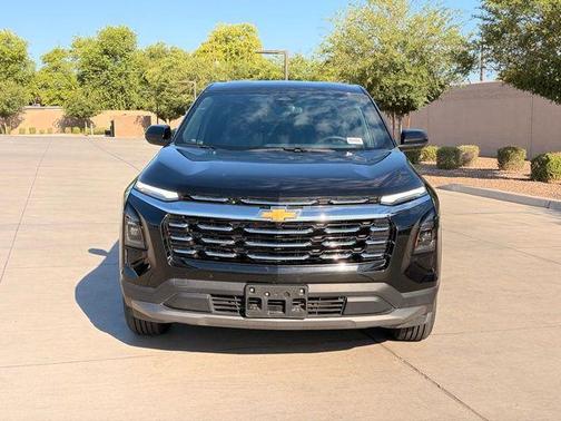 Mosaic Black Metallic 2025 Chevrolet Equinox 1LT