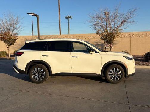 2025 INFINITI QX60 Pure