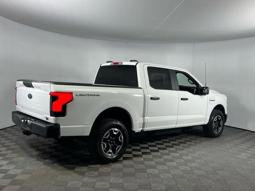 2023 Ford F-150 Lightning Pro