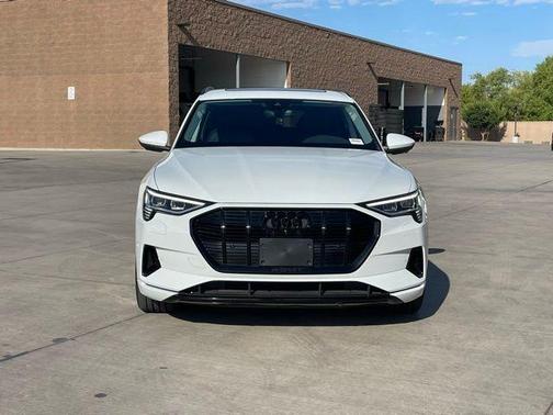 2023 Audi e-tron Premium Plus quattro