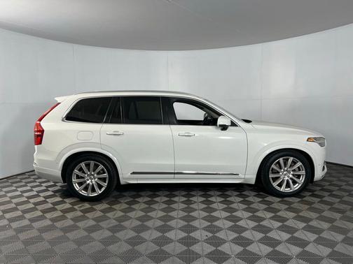 2016 Volvo XC90 Hybrid T8 Inscription