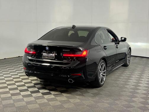 2022 BMW 330 330i