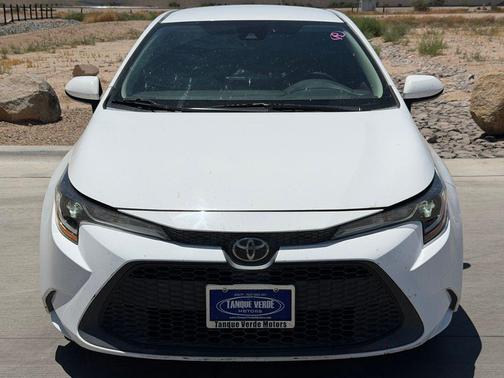 Super White 2020 Toyota Corolla LE