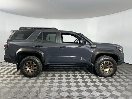 2025 Toyota 4Runner Hybrid Trailhunter