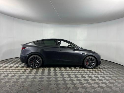 2024 Tesla Model Y Performance Dual Motor All-Wheel Drive