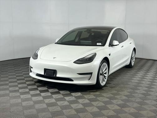 2022 Tesla Model 3 Standard Range