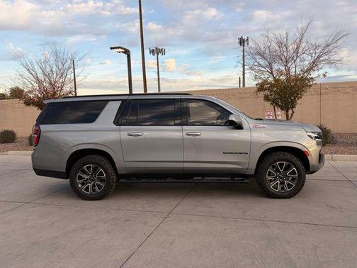 2024 Chevrolet Suburban 4WD Z71