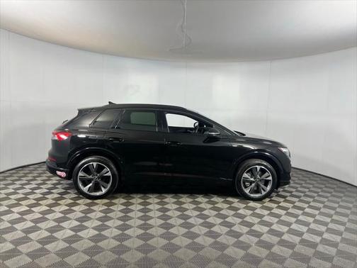 2024 Audi Q4 e-tron Premium Plus 50 quattro