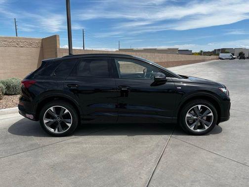 2024 Audi Q4 e-tron Premium Plus 50 quattro