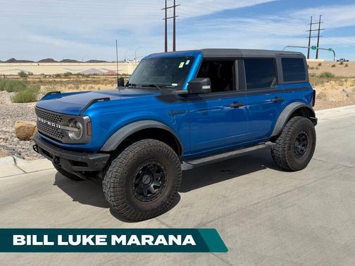 Velocity Blue Metallic 2021 Ford Bronco Badlands