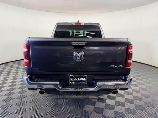 Granite Crystal Metallic Clearcoat 2020 RAM 1500 Laramie