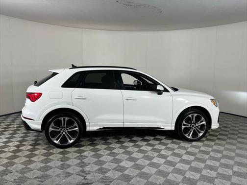 2022 Audi Q3 45 S line Premium Plus