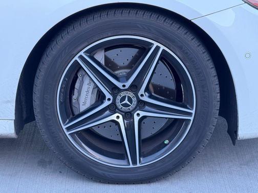 2018 Mercedes-Benz E-Class E 300