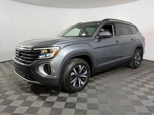 2025 Volkswagen Atlas 2.0T SE