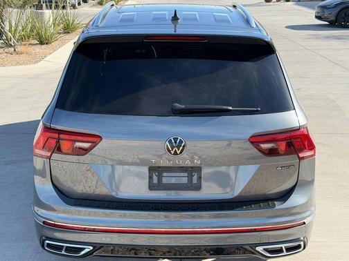 2022 Volkswagen Tiguan 2.0T SEL R-Line 4MOTION