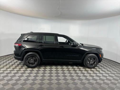 2024 Jeep Grand Cherokee 4xe Trailhawk Carb State Pkg