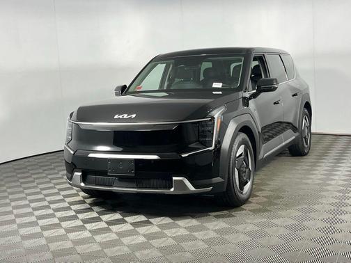 2024 Kia EV9 Light Long Range