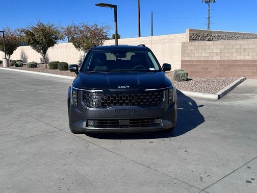 2025 Kia Carnival SX