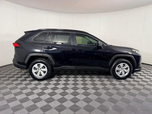 Midnight Black Metallic 2019 Toyota RAV4 LE