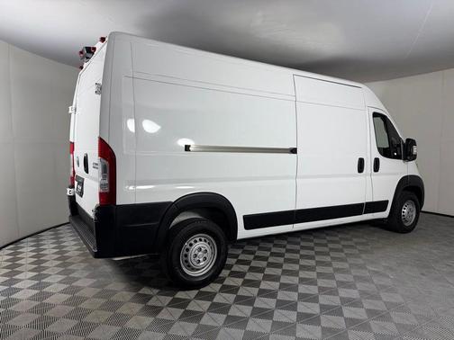Bright White Clearcoat 2025 RAM ProMaster 2500 Tradesman