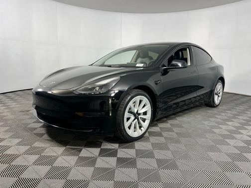 2023 Tesla Model 3 Standard Range