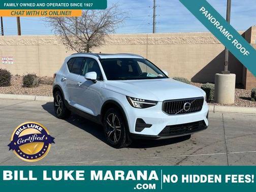 2025 Volvo XC40 B5 Core Bright Theme