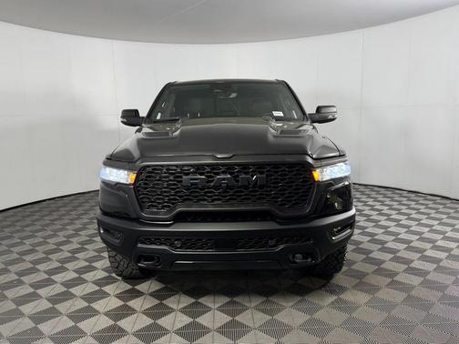 Diamond Black Crystal Pearlcoat 2025 RAM 1500 Rebel