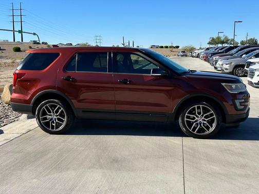 2016 Ford Explorer Sport