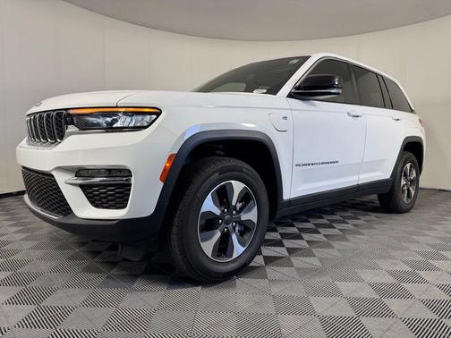 2022 Jeep Grand Cherokee 4xe Base