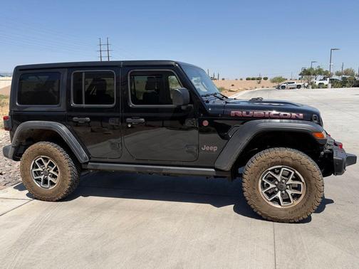 Black Clearcoat 2024 Jeep Wrangler Rubicon