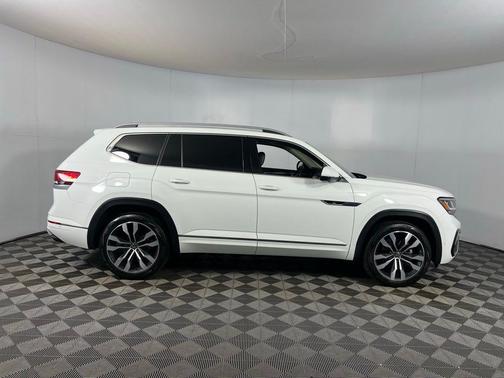 2022 Volkswagen Atlas 3.6L SEL Premium