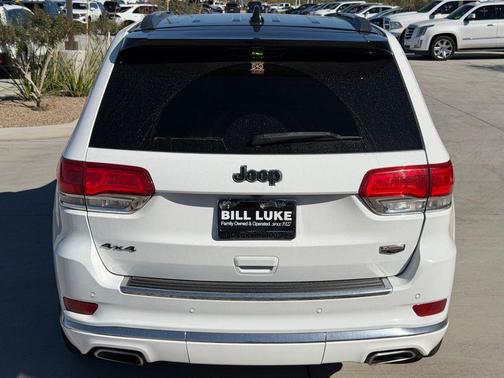 2018 Jeep Grand Cherokee Summit