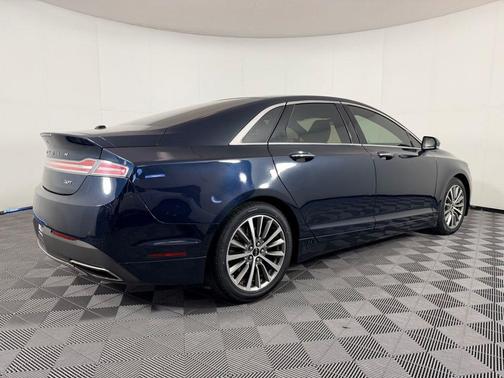 2020 Lincoln MKZ Standard