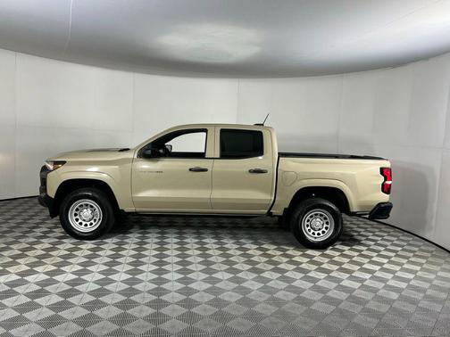 2024 Chevrolet Colorado WT