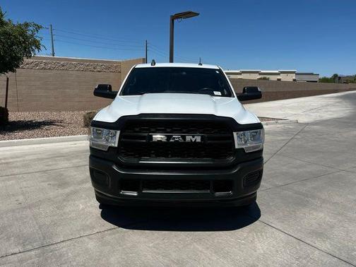 2021 RAM 2500 Tradesman Regular Cab 4x2 8' Box