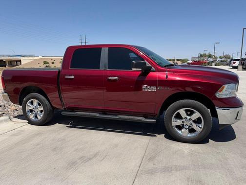 Delmonico Red Pearlcoat 2017 RAM 1500 Big Horn