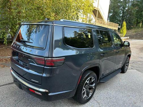 2024 Jeep Wagoneer Series III 4x4