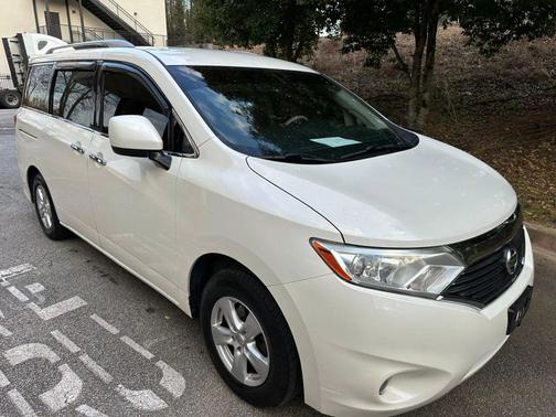 2016 Nissan Quest SV