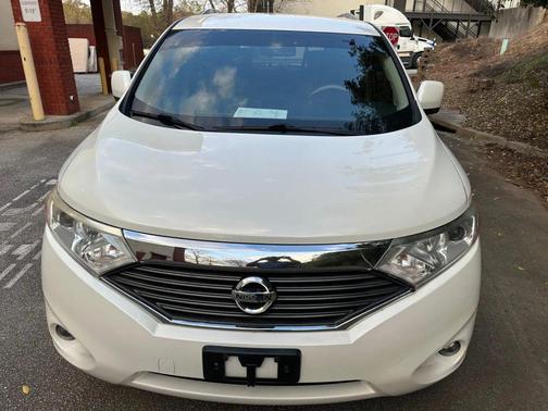 2016 Nissan Quest SV