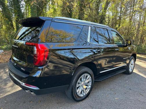 Onyx Black 2025 GMC Yukon Denali