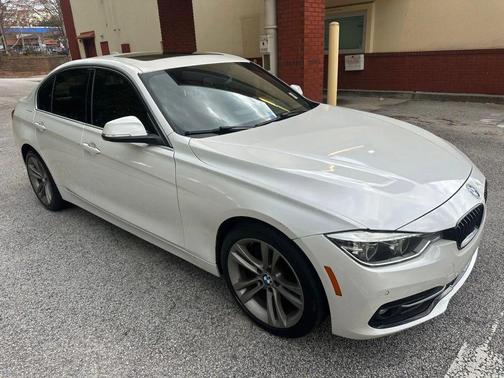 2017 BMW 330 330i Sedan 4D