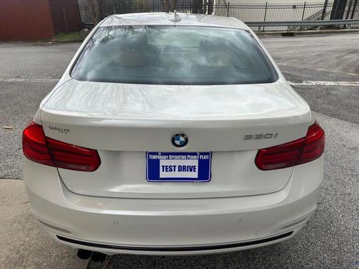 2017 BMW 330 330i Sedan 4D