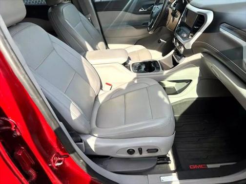 2021 GMC Acadia FWD SLT