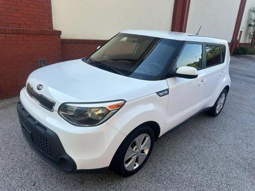 2016 Kia Soul Base
